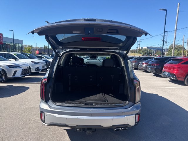 Used 2024 Silver Kia SX image 9