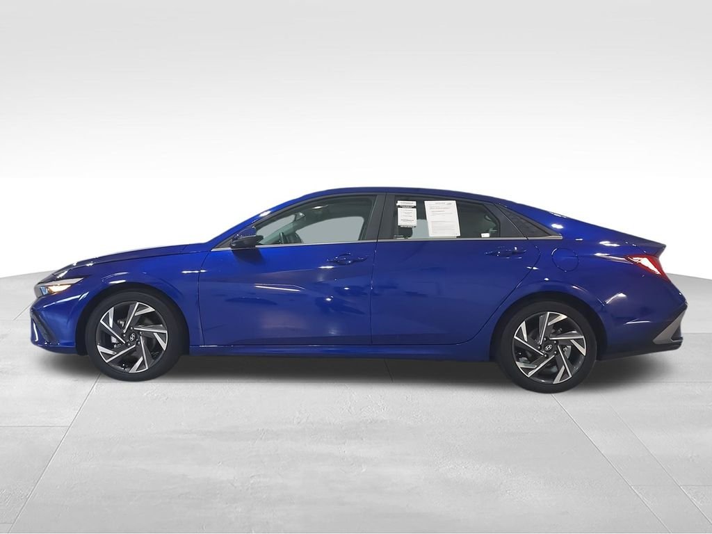 Used 2024 Blue Hyundai Limited image 5
