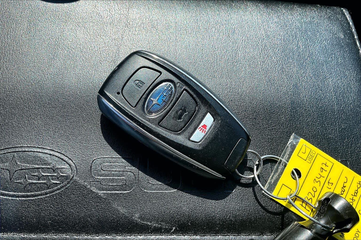 Used 2015 Ice Silver Metallic Subaru 2.5i Limited image 15