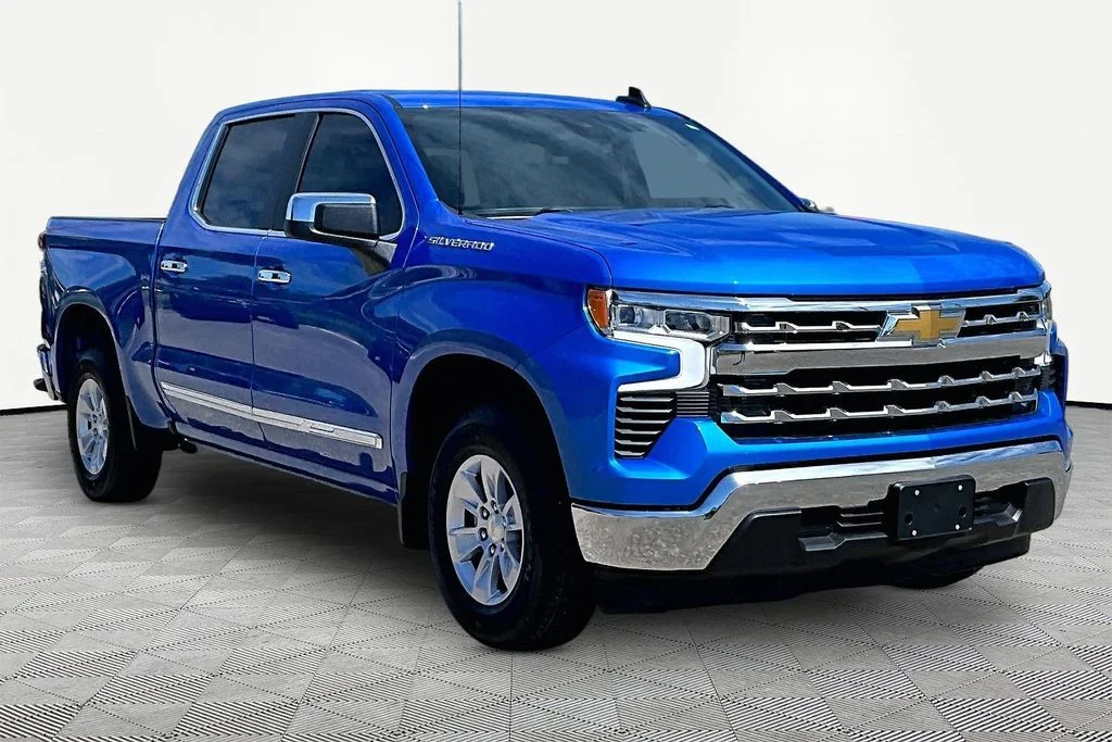 Certified Used 2026 Rip Tide Blue Chevrolet LT image 12