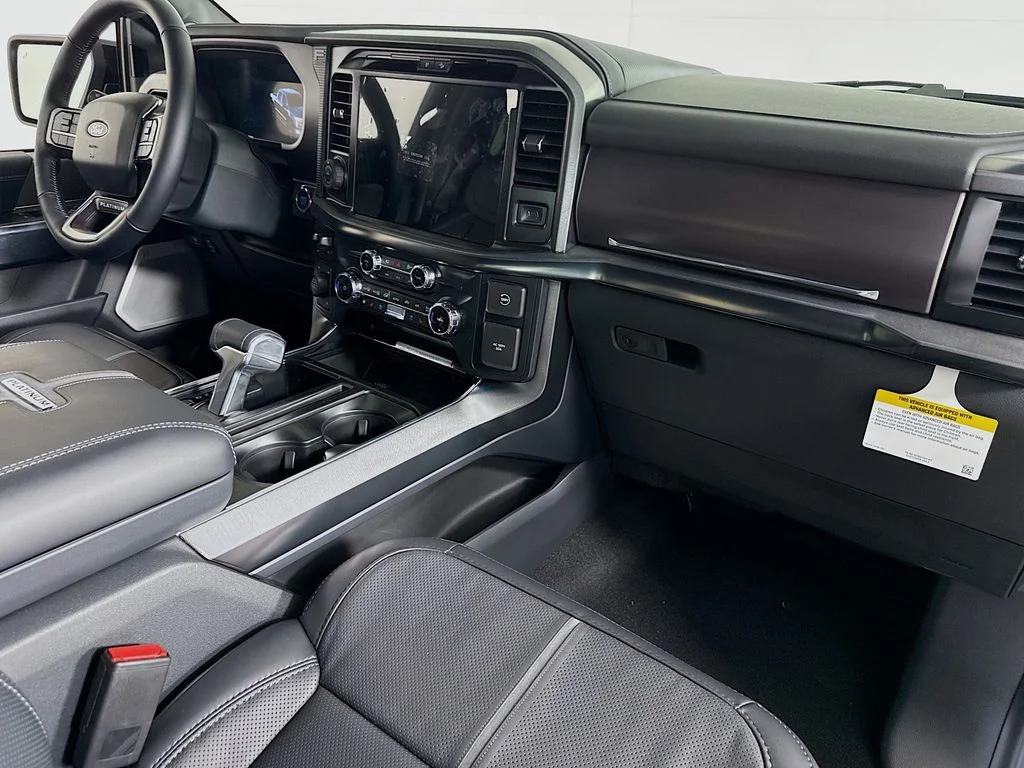 New 2026 Agate Black Metallic Ford Platinum® image 31