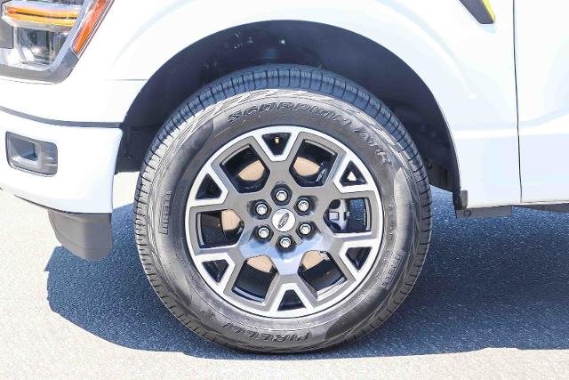 Certified Used 2025 Oxford White Ford  image 9