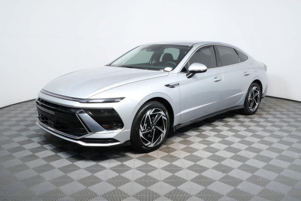 New 2026 Aero Silver Hyundai SEL Sport image 5