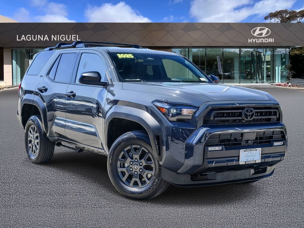 2025 Toyota 4Runner SR5 4WD's photo