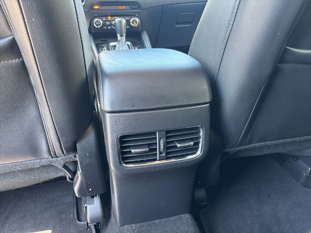 Used 2018 Black Mazda Grand Touring image 18