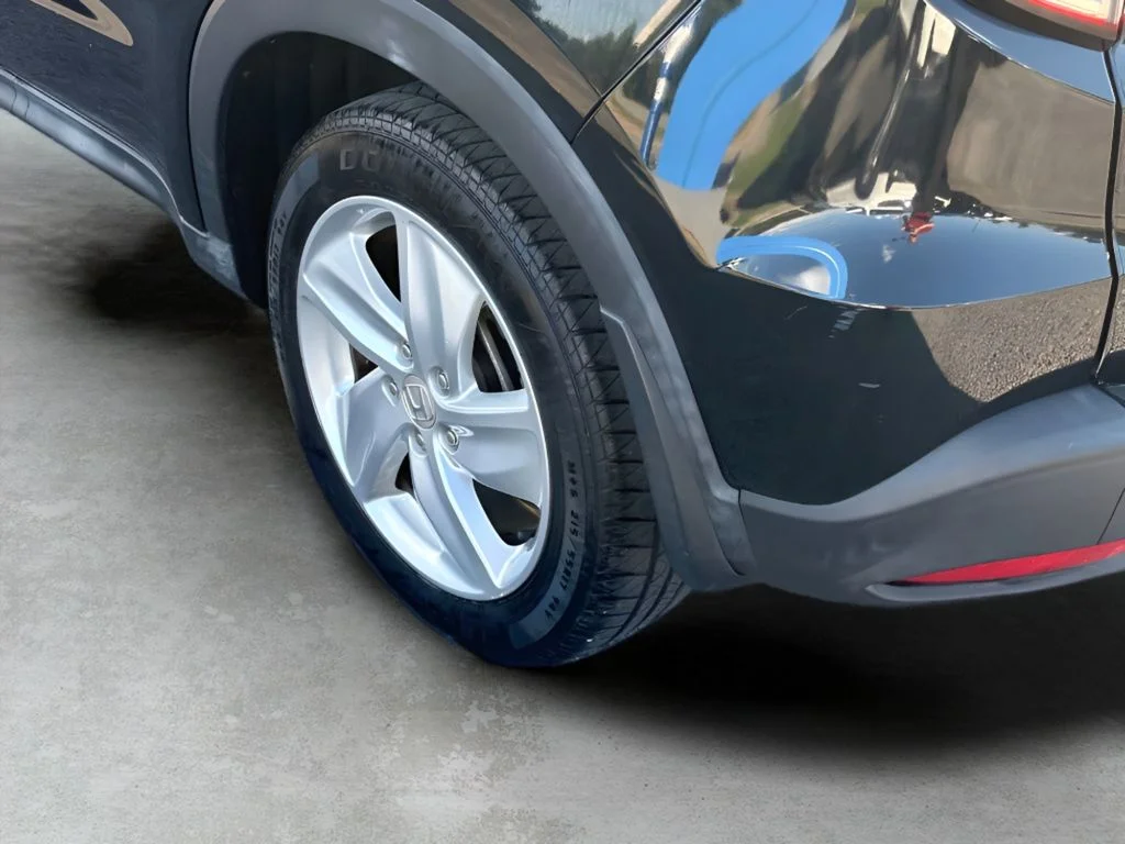 Used 2019  Honda EX-L image 8