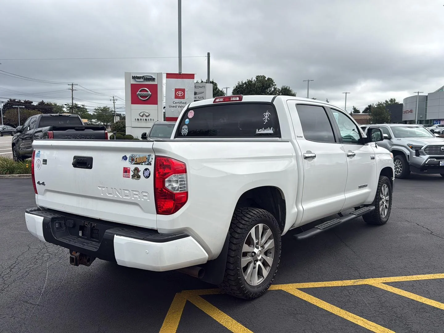 Used 2016 Super White Toyota LTD image 3