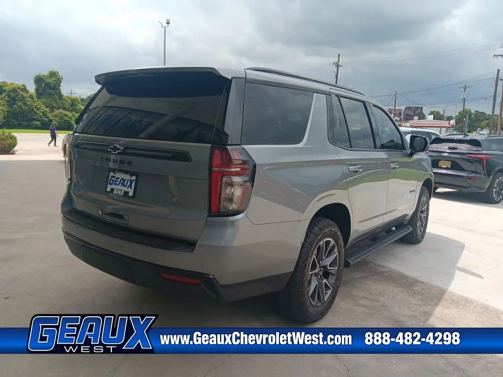 Used 2024 Gray Chevrolet Z71 image 8