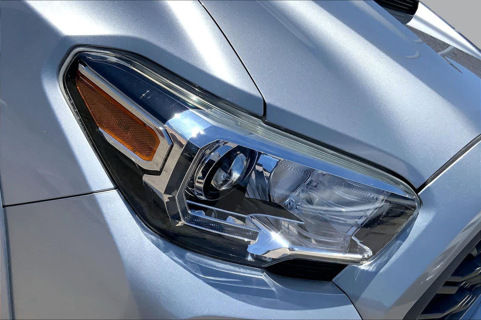 Used 2020 Silver Sky Metallic Toyota TRD Sport image 27