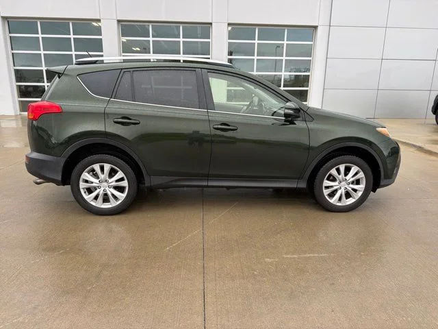 Used 2013 Green Toyota Limited image 3