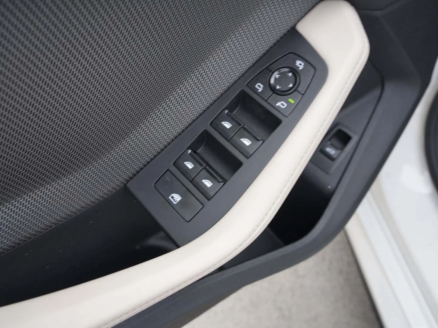 2026 BMW 2 Series 228 - Photo 27