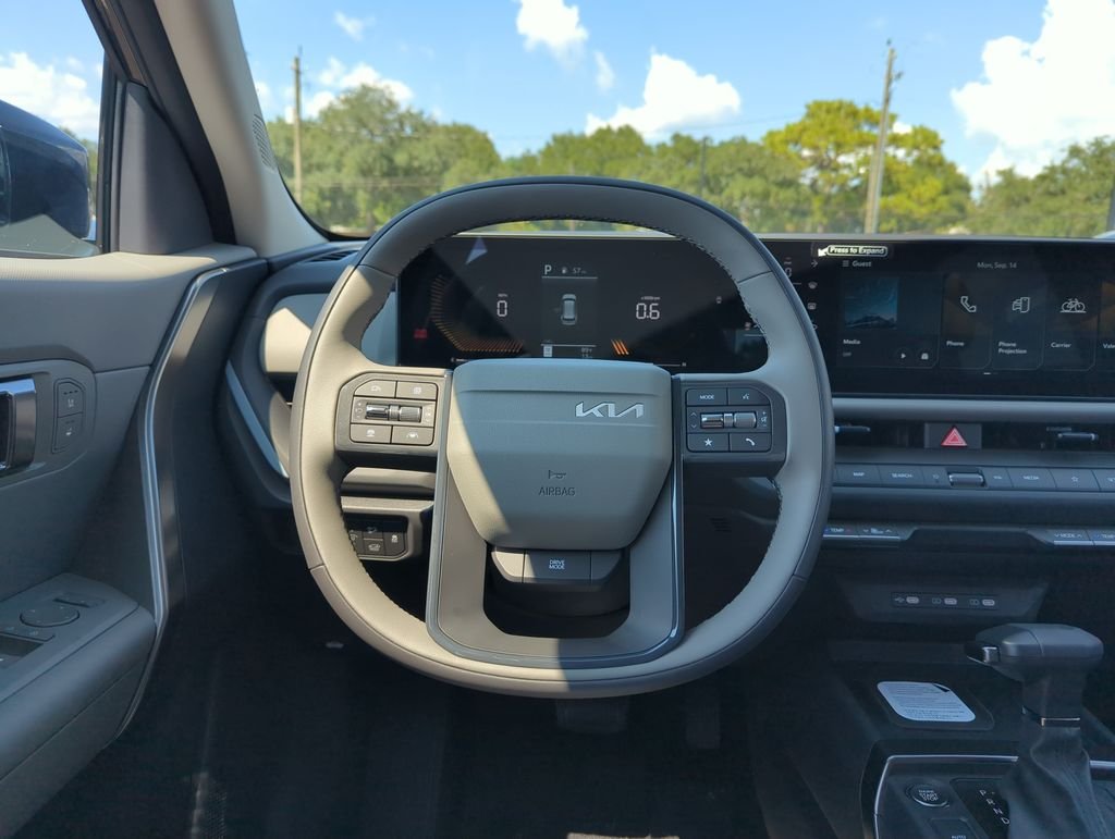 New 2027 Aurora Black Pearl Kia EX image 17