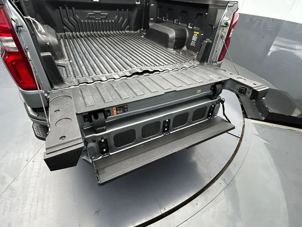 2025 Chevrolet Silverado 1500 LTZ - Photo 52