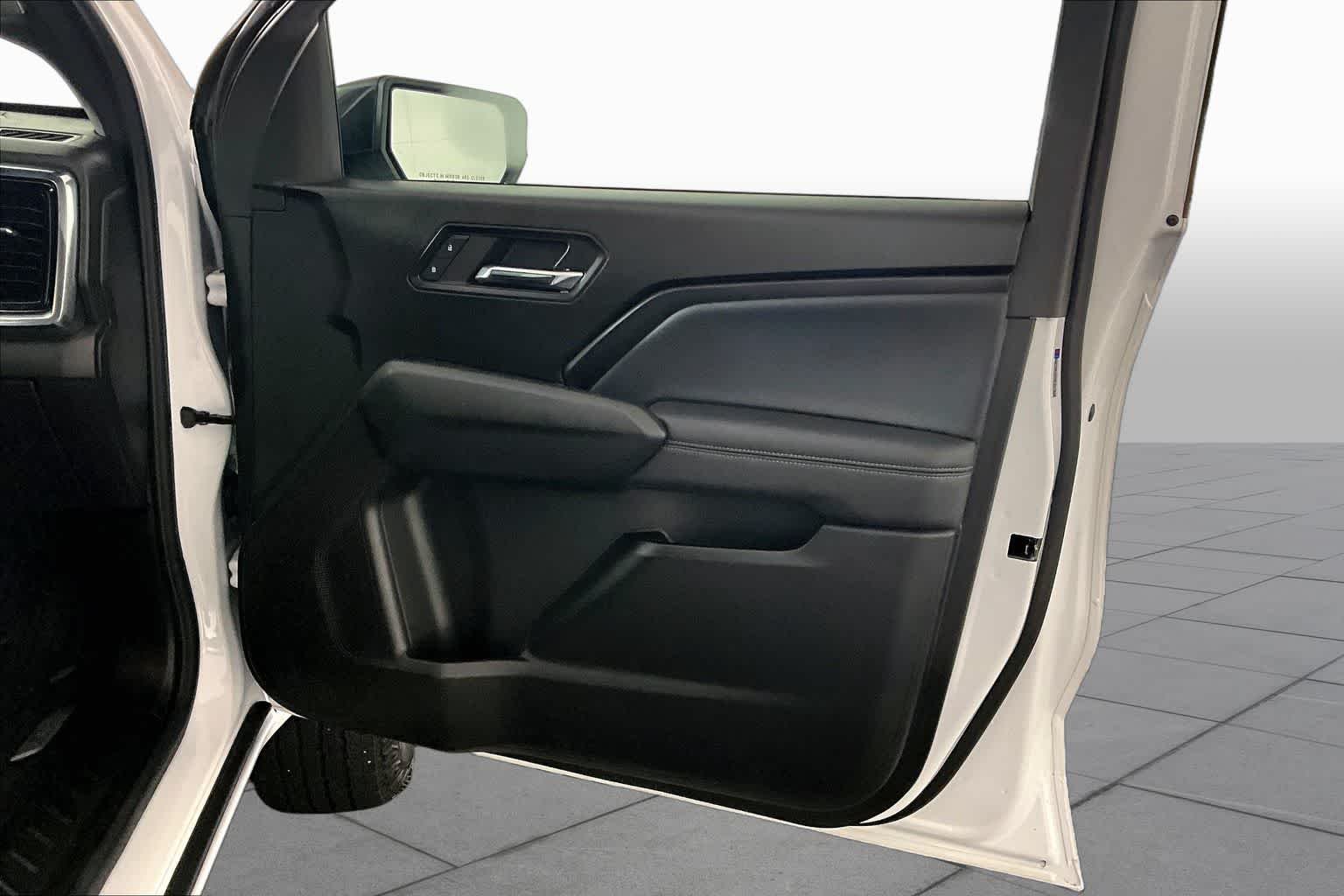 Used 2024 Summit White GMC 2WD Elevation image 22