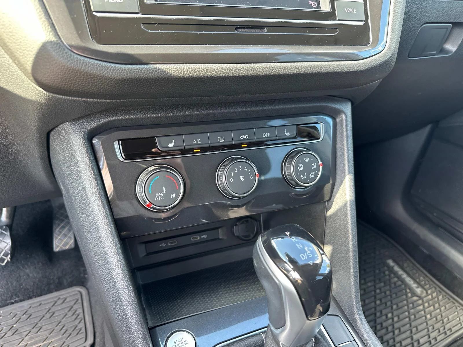 2023 Volkswagen Tiguan S - Photo 14