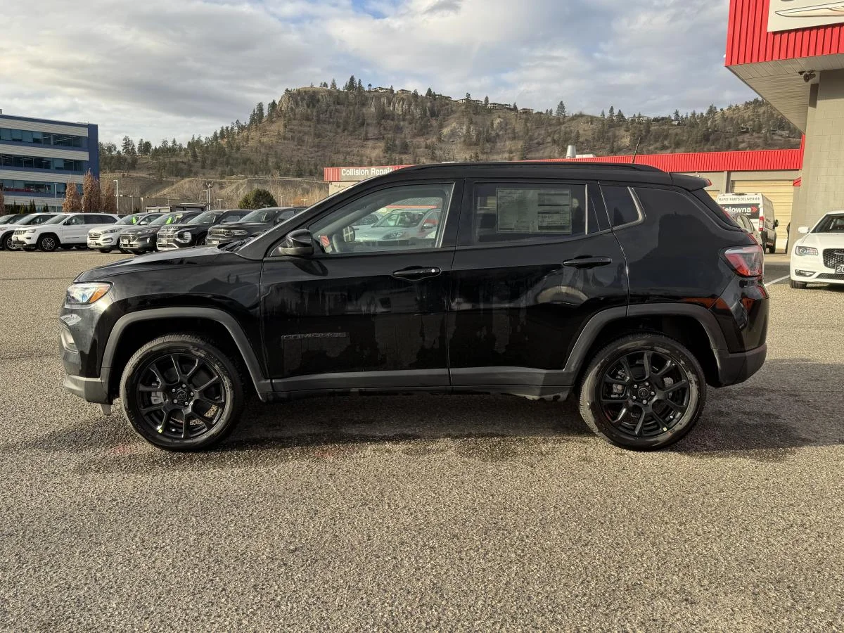 New 2026 Black Jeep North image 9