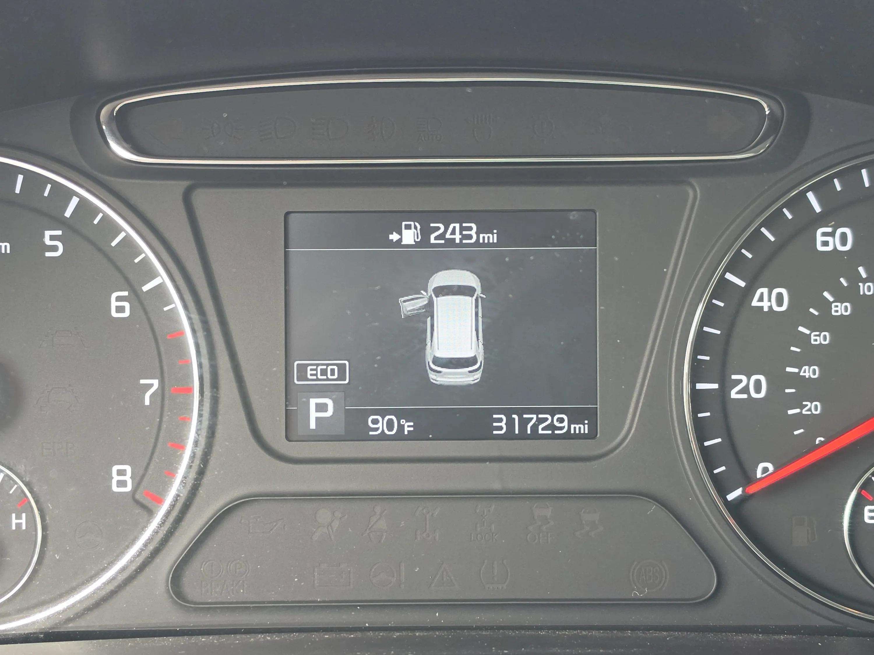 Used 2019 Platinum Graphite Kia LX V6 image 36