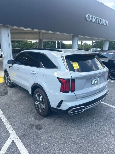 Used 2023 Gray Kia EX image 4