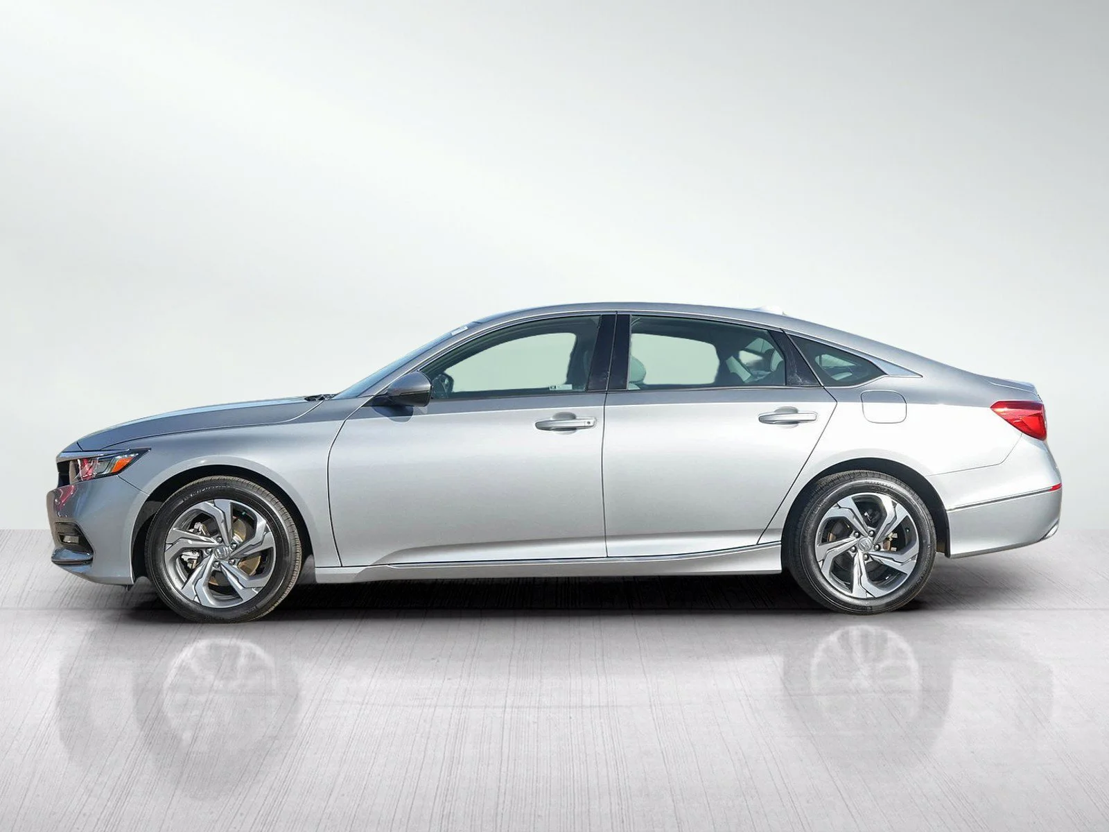 Used 2018 Honda Accord EX-L with VIN 1HGCV2F50JA021750 for sale in Burnsville, Minnesota