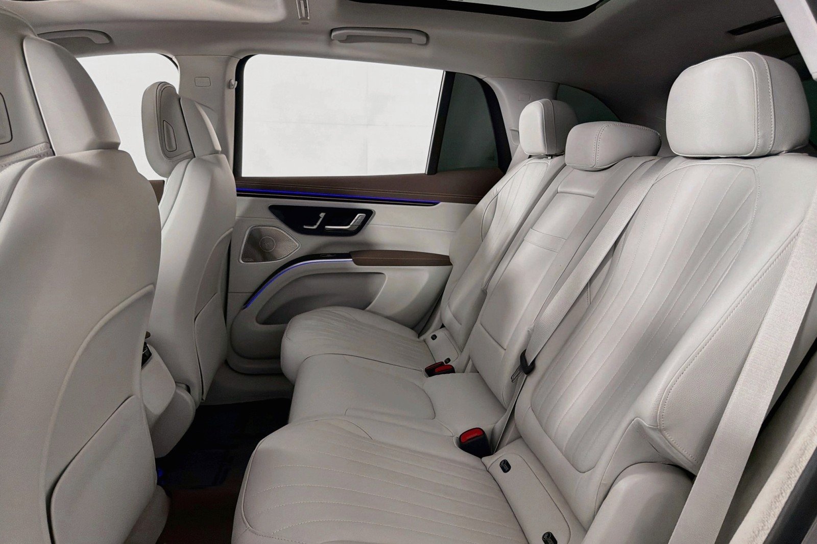 Certified Used 2023 MANUFAKTUR Alpine Grey Mercedes-Benz 580 image 9