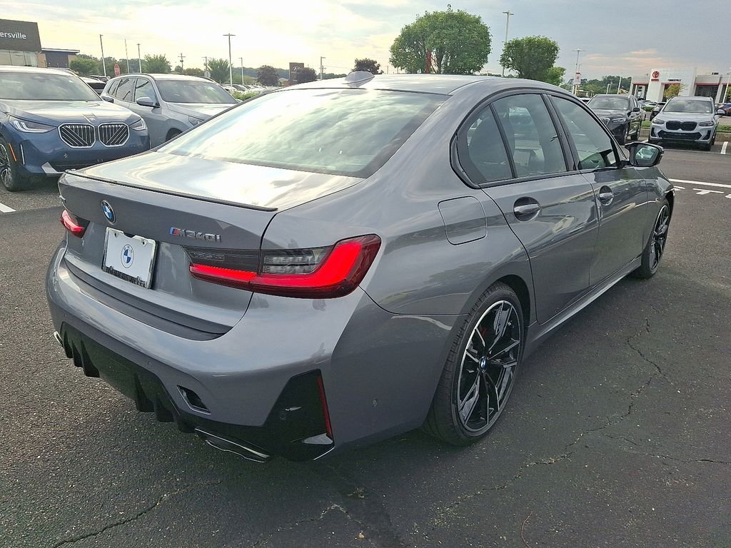 New 2026 Skyscraper Grey Metallic BMW M340i xDrive image 4