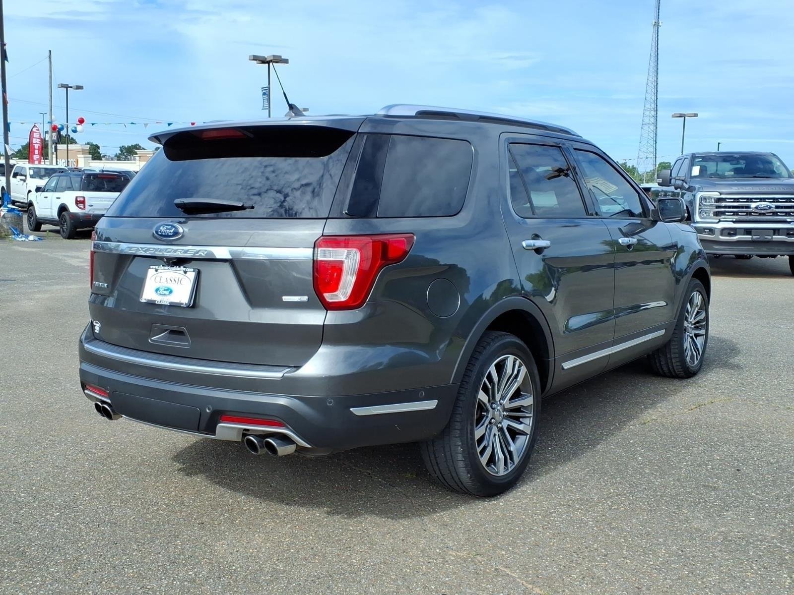 Used 2018 Magnetic Metallic Ford Platinum image 2