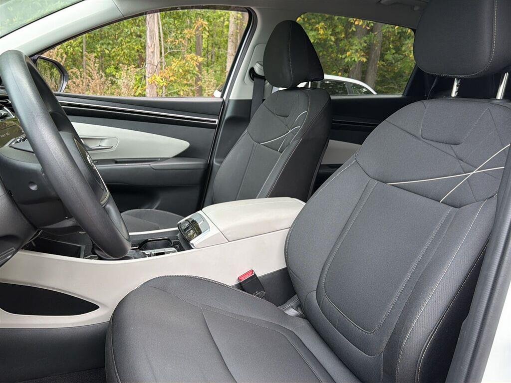 Used 2022 Quartz White Hyundai SEL image 14