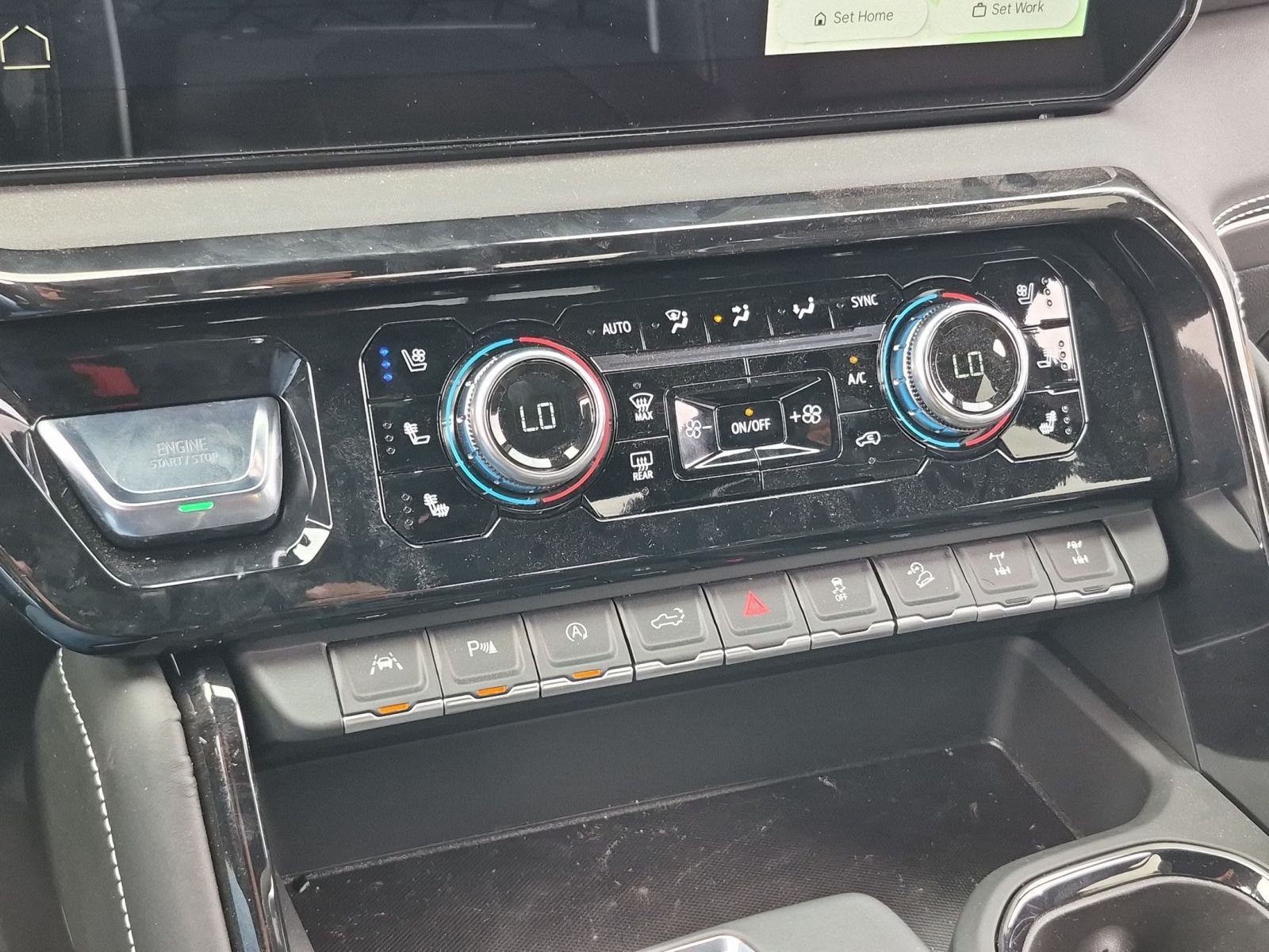 2026 GMC Sierra 1500 AT4X - Photo 12