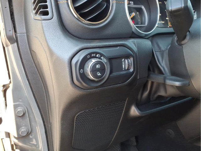 Used 2023 Gray Jeep High Altitude image 19
