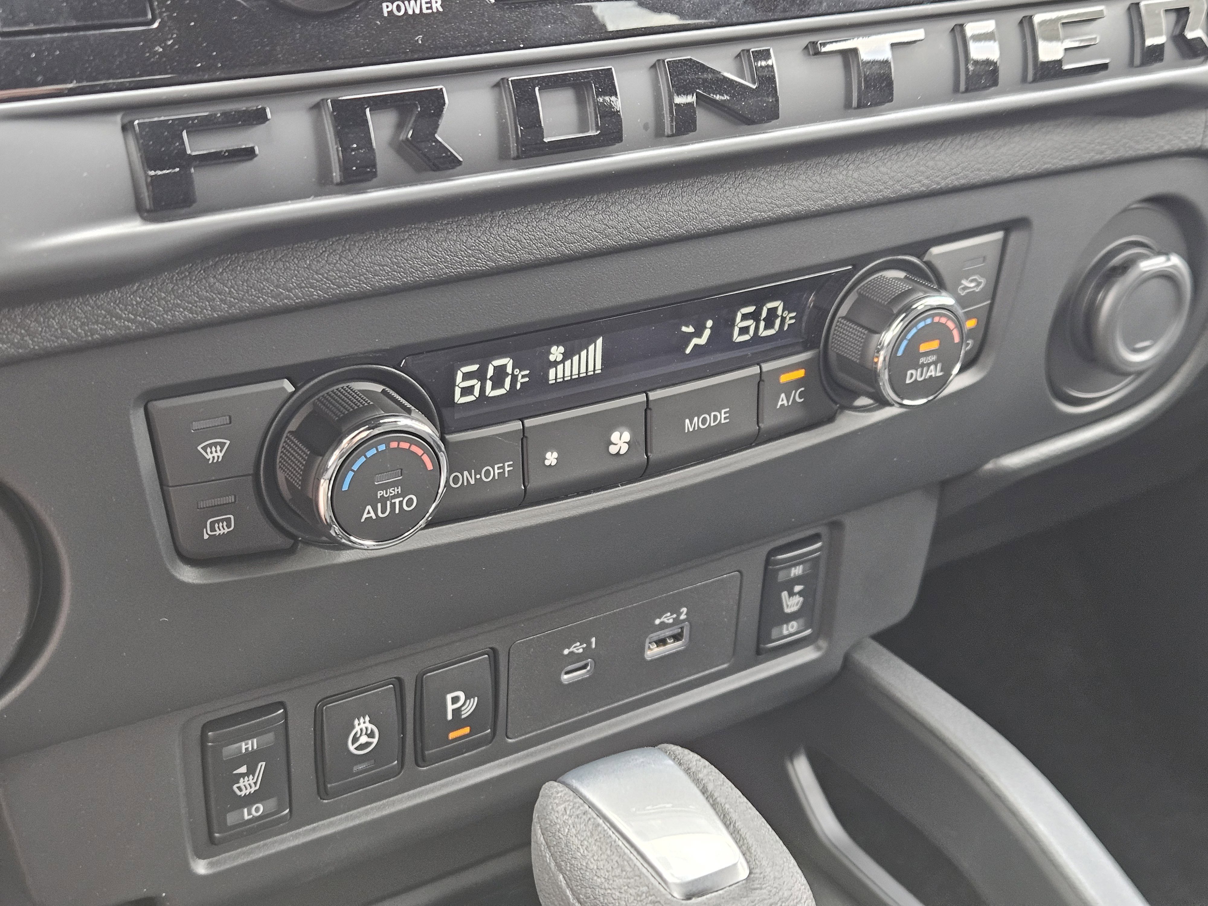 New 2026 Glacier White Nissan Crew Cab SV image 19