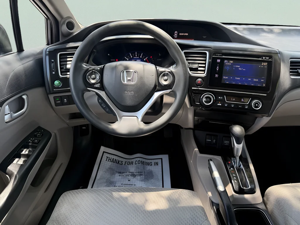 Used 2015 Modern Steel Metallic Honda Hybrid image 21