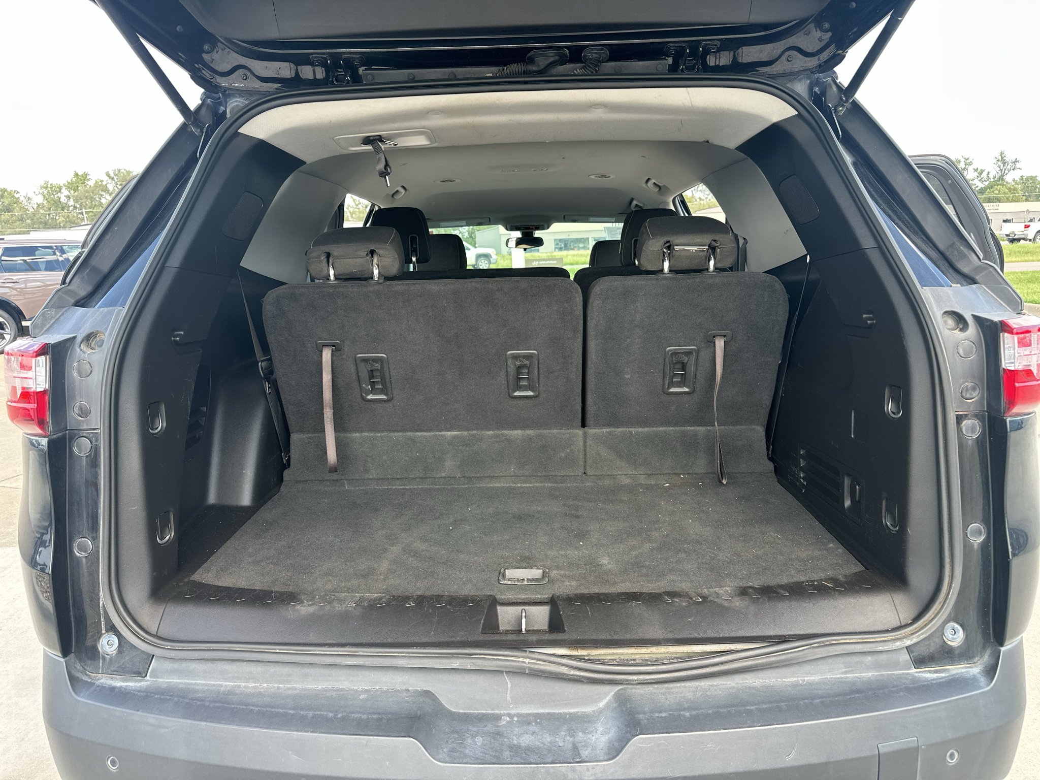 Used 2018 Mosaic Black Metallic Chevrolet LS image 31