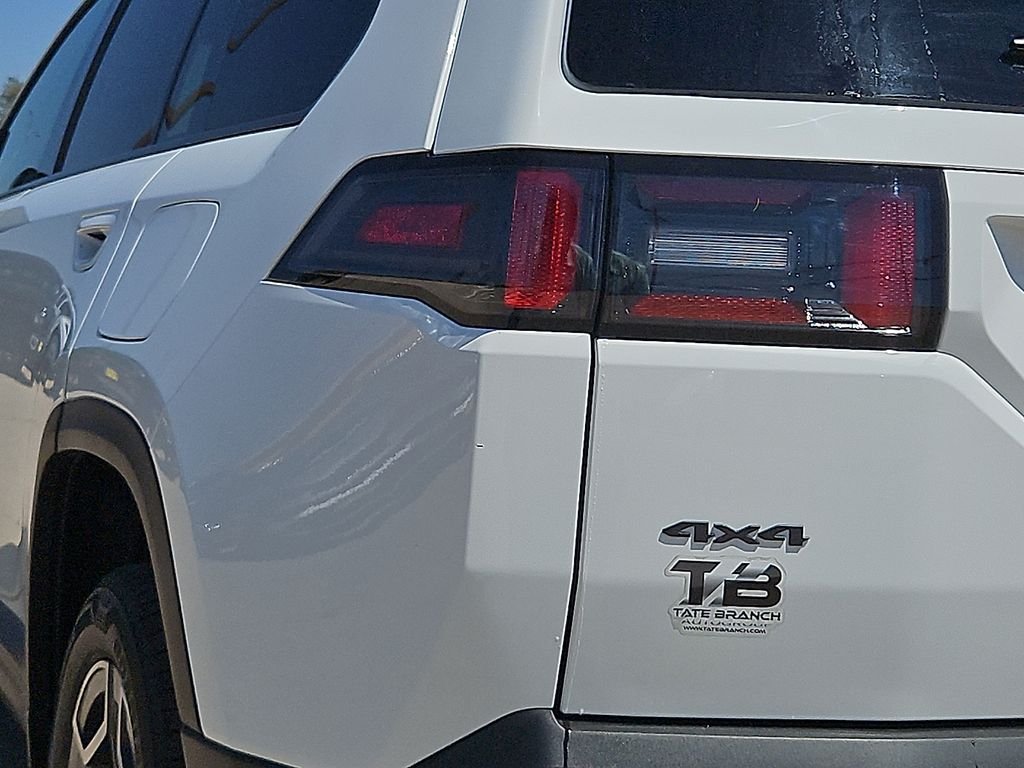 New 2026 Bright White Clear-Coat Exterior Paint Jeep Limited image 10