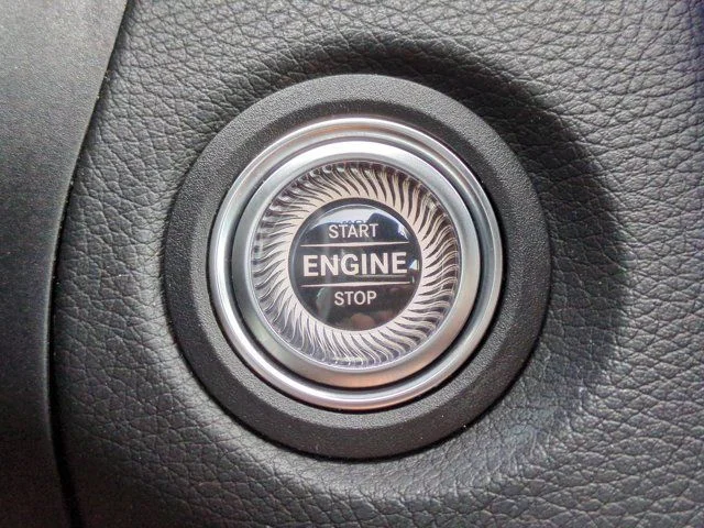 Used 2023 White Mercedes-Benz C 300 image 26