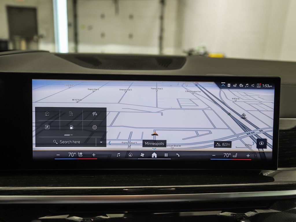 New 2026 Gray Metallic BMW xDrive40i image 16