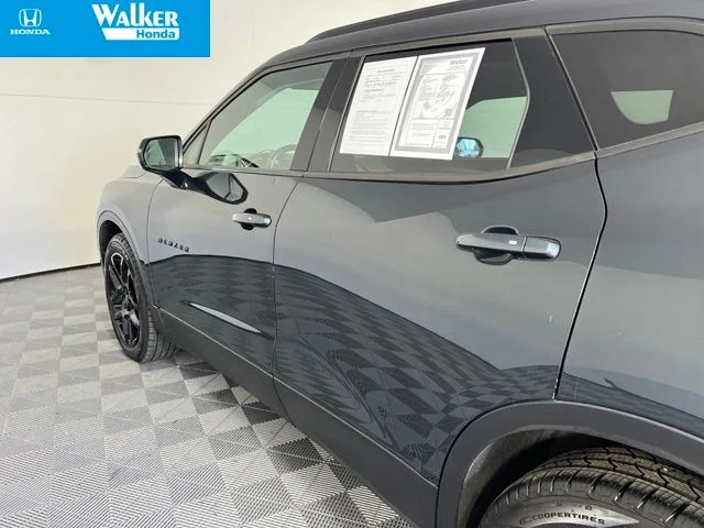 Used 2019 Graphite Metallic Chevrolet Base image 14
