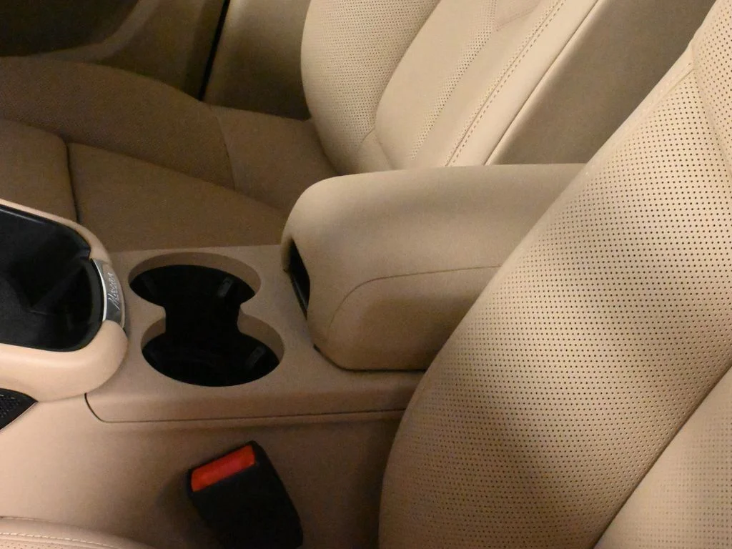 Certified Used 2025 Blue Porsche  image 31