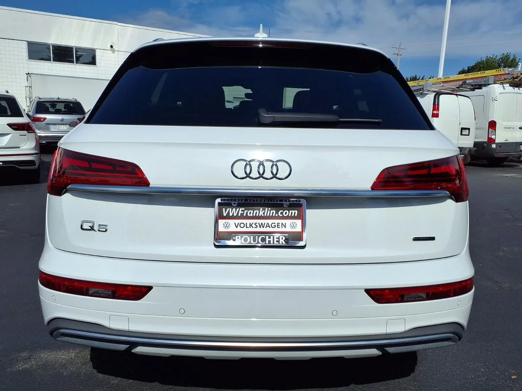 Used 2023 Glacier White Audi 40 Premium image 7