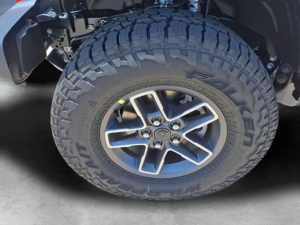 New 2026 Bright White Clearcoat Jeep Mojave image 7