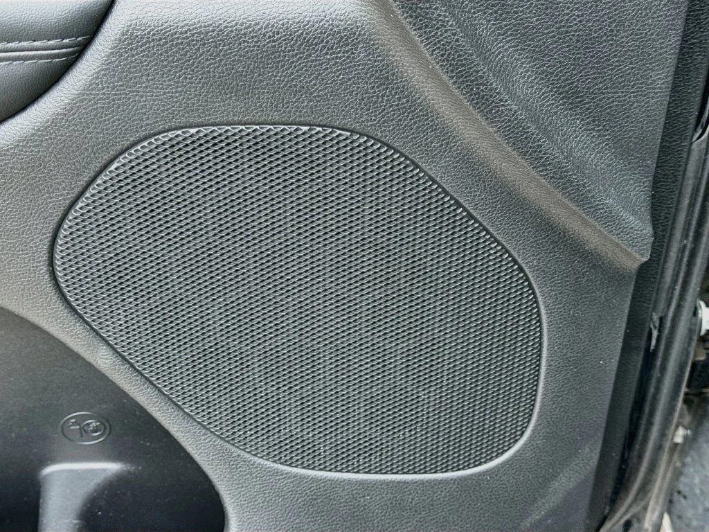 Used 2021 Black Jeep Laredo X image 20
