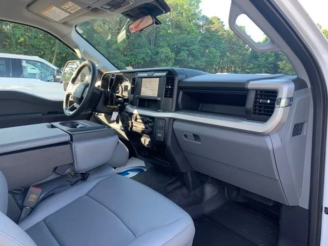 Used 2026 White Ford XL image 20