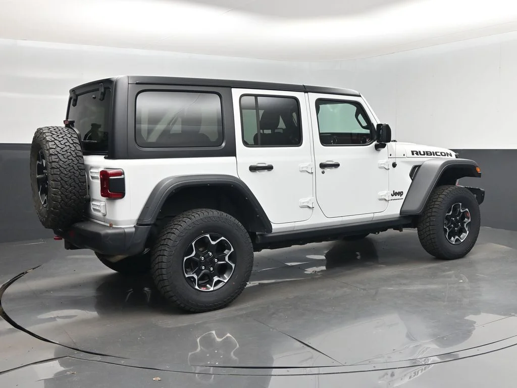 Used 2023 White Jeep Rubicon image 3