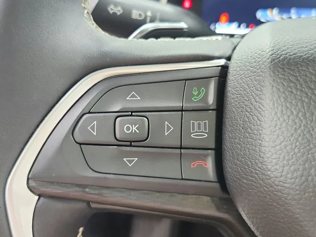 Used 2024 White Jeep Altitude X image 26