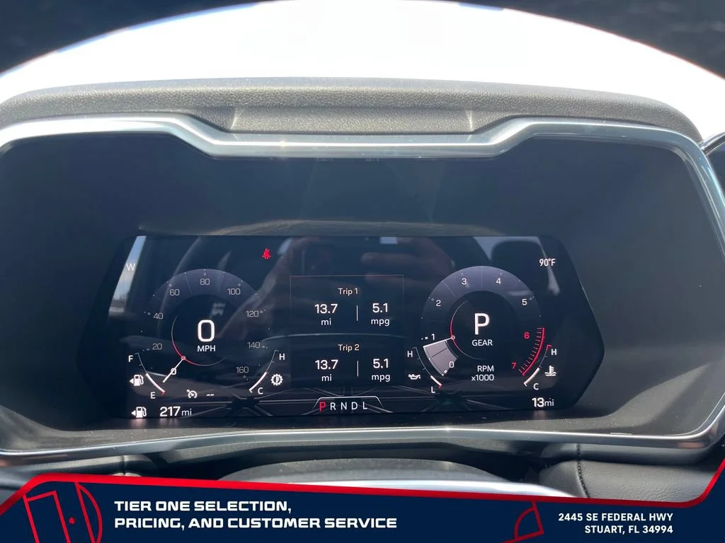 New 2026 Sterling Metallic GMC Elevation image 27
