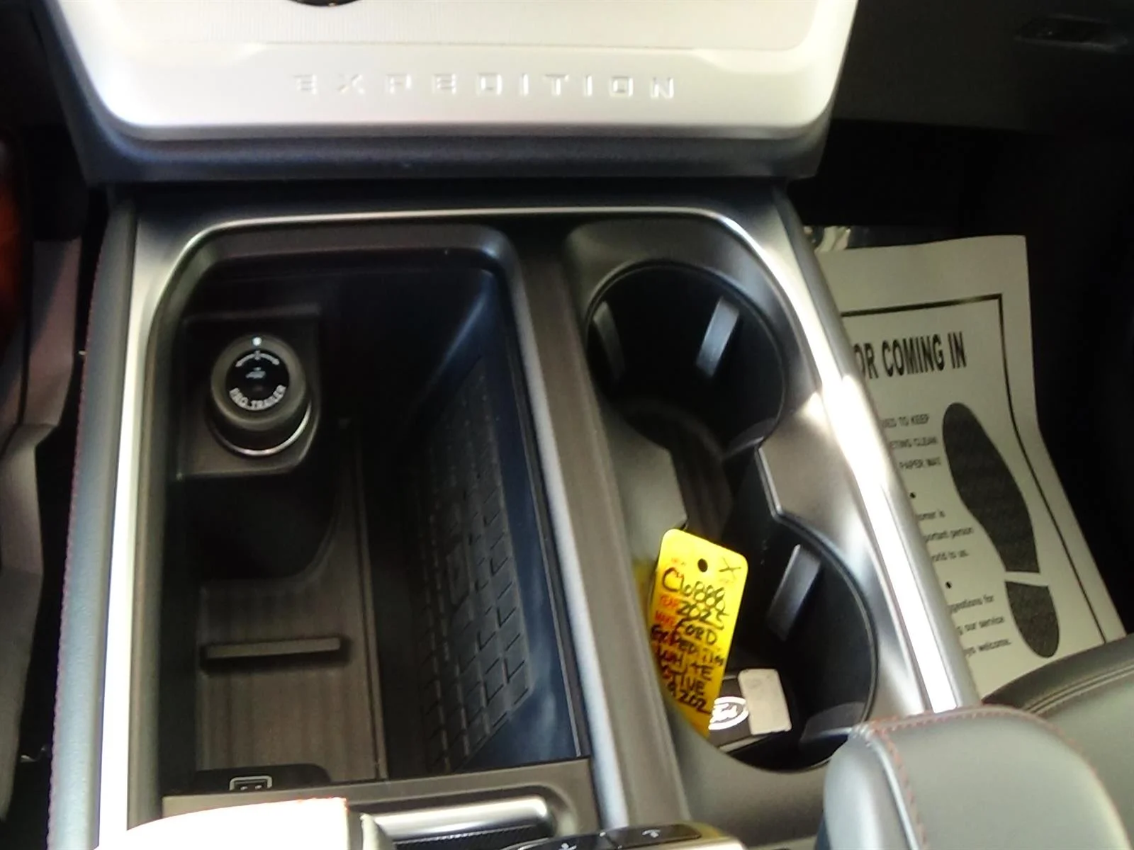 Used 2025 Oxford White (yz) Ford Active image 29