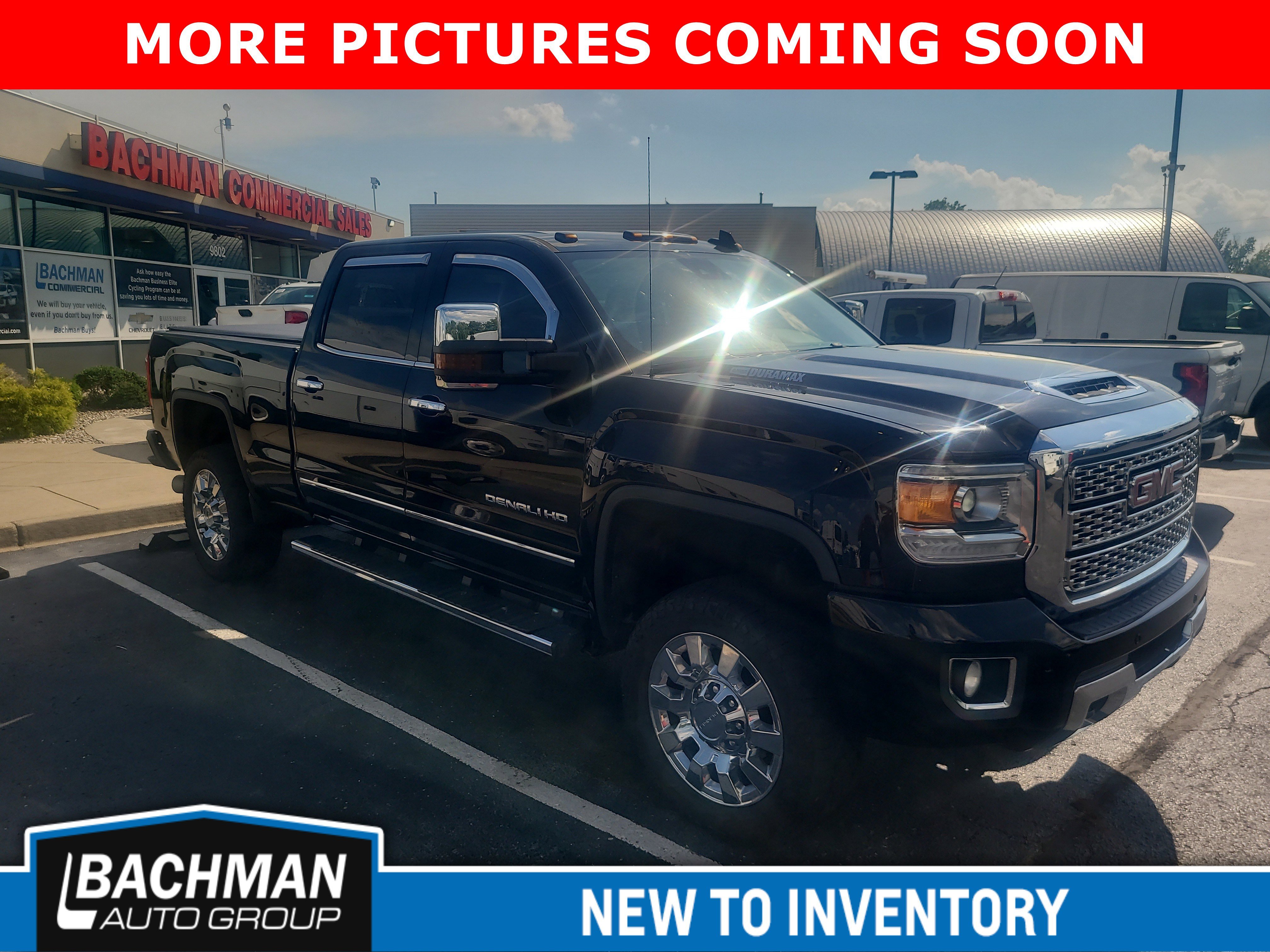 Used 2018 Onyx Black GMC Denali image 1