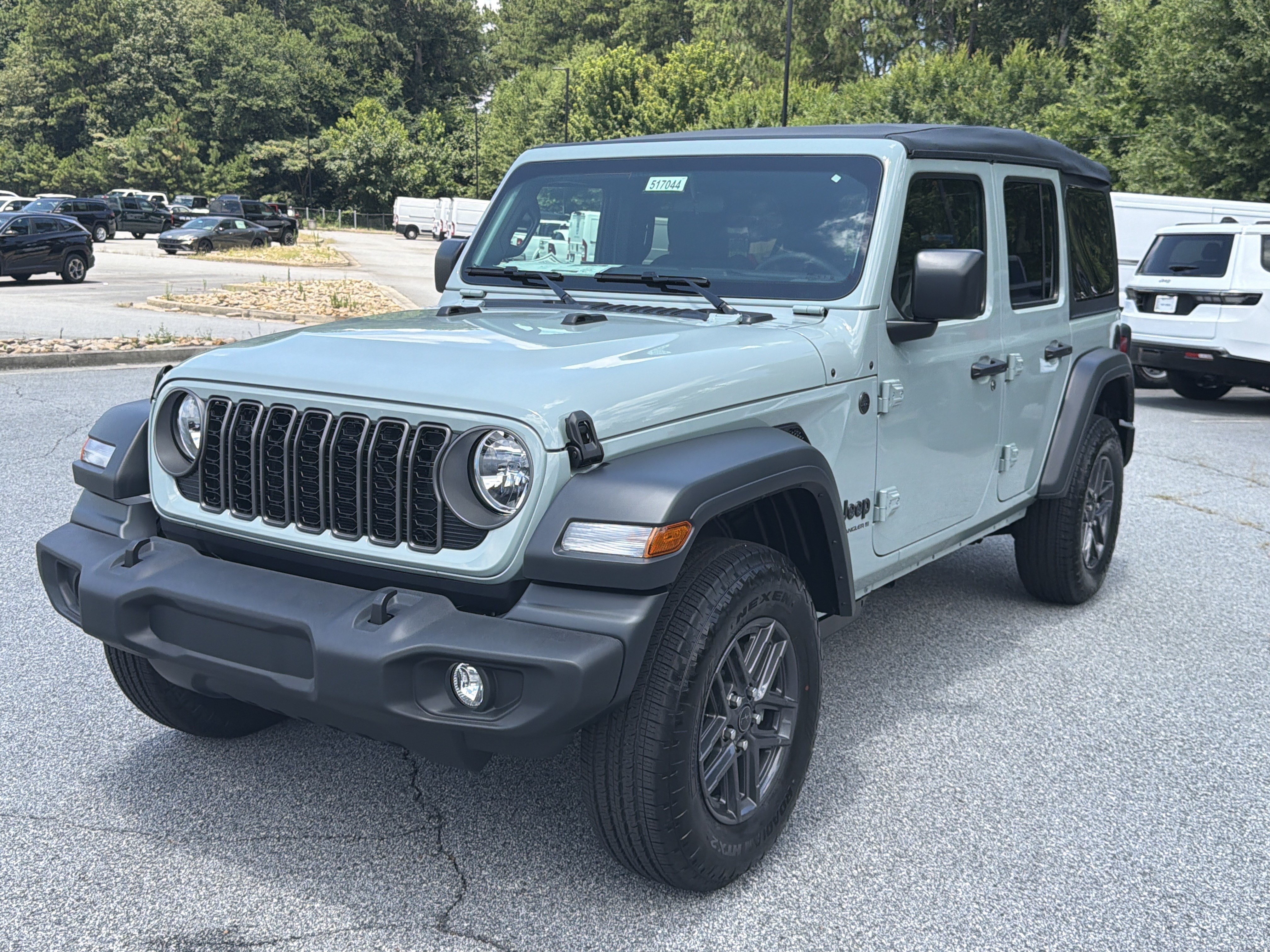 New 2026 Earl Clearcoat Jeep Sport image 3