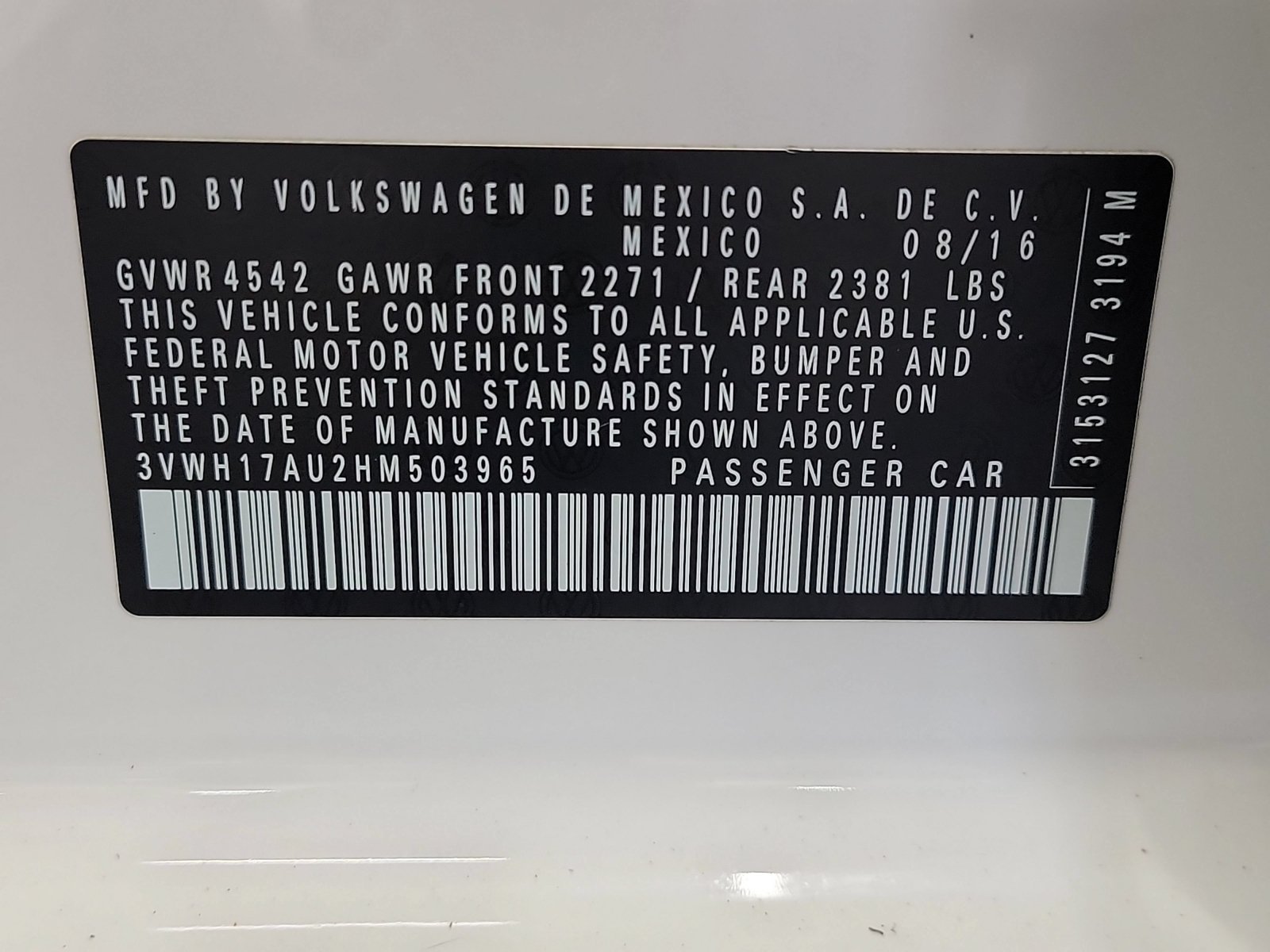 Used 2017 Pure White Volkswagen SEL image 32