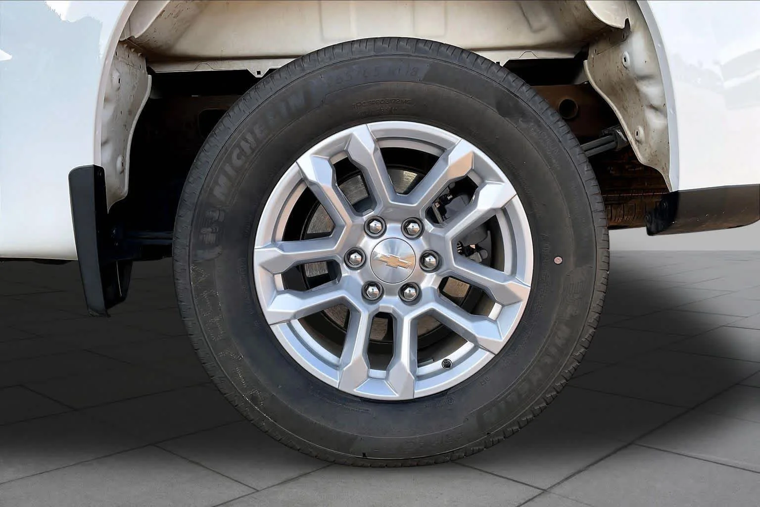 Used 2025 Summit White Chevrolet LT (2FL) image 10