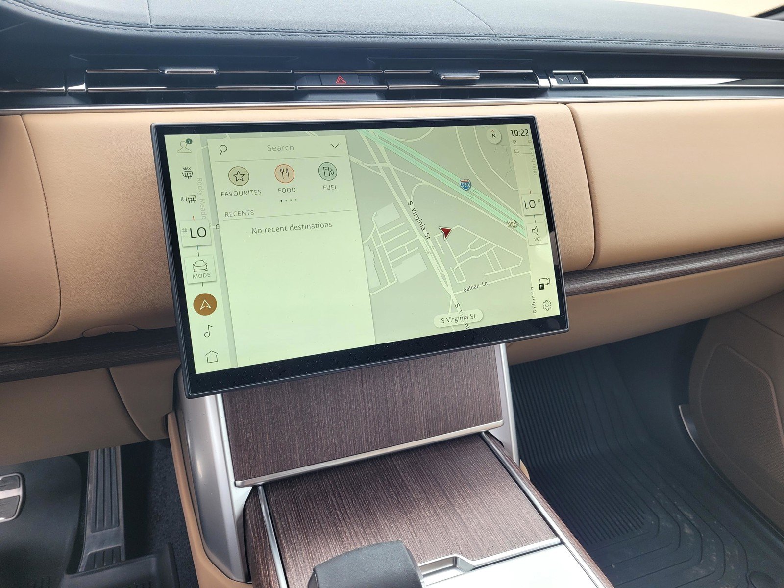 New 2026 Belgravia Green Land Rover SE image 21